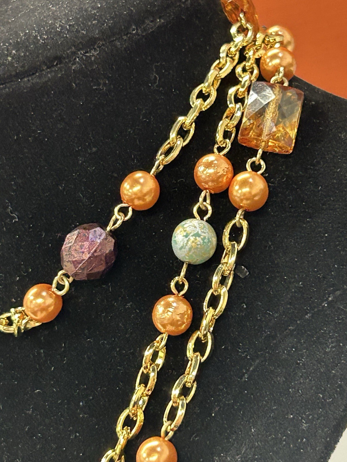 Beautiful vintage art glass layering necklace