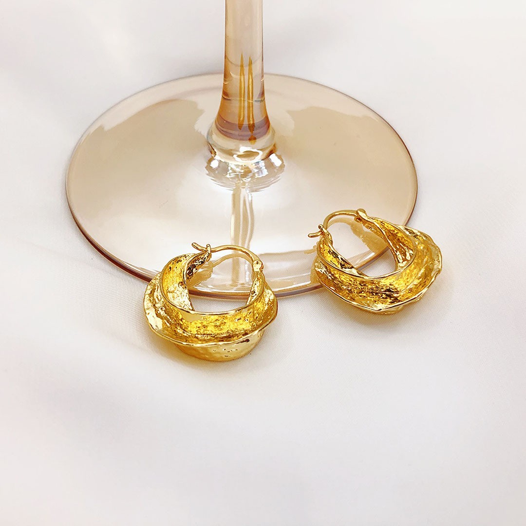 Women’s Retro Hammered Gold Plated Irregular Textured Fashion Drop Earrings
