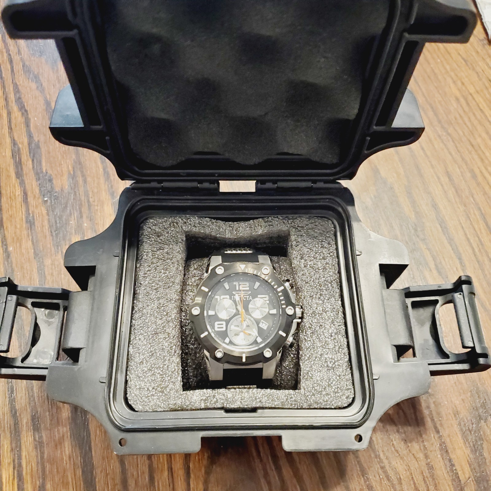 Invicta Speedway 52mm Stainless Steel 26mm Silicone Strap Watch with Case Works
