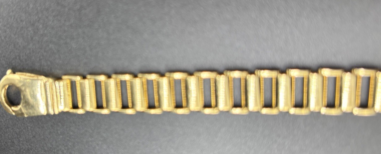MENS ITALIAN 18K GOLD 8.5 INCH FLAT CURB LINK BRACELET 25 Grams