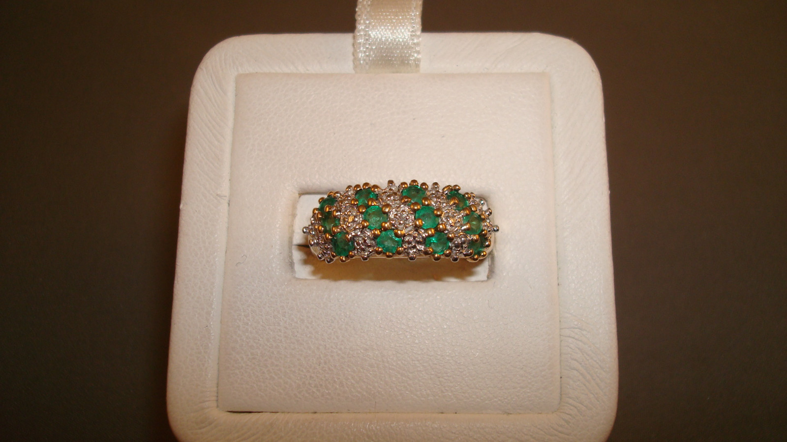 10K yg Emerald Ring – 3.8 Grams – Sz. 7 – Approx .50cttw. (#TR3a)
