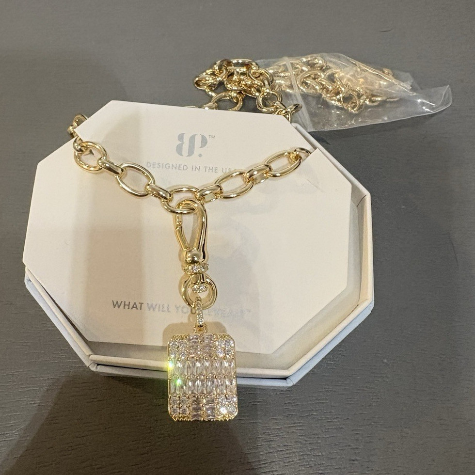 NK28221 Be Anything But Basic Main Stone: Diamond Cubic Zirconia & Gold Plating