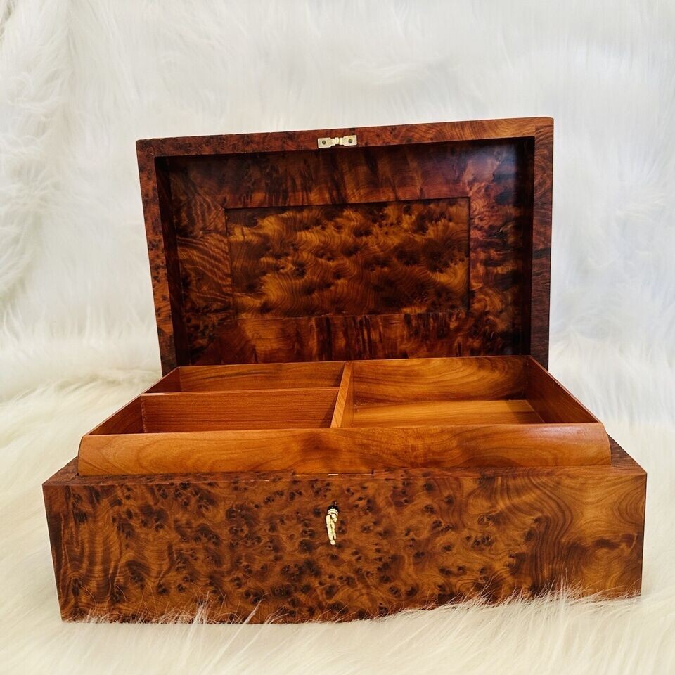 Burl lockable thuya wooden jewelry box holder with key Keepsake