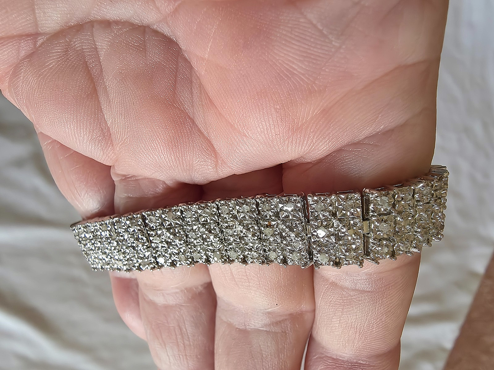 Rhinestone Tennis Bracelet Triple Row Silver Tone Box Clasp 7″ Vintage