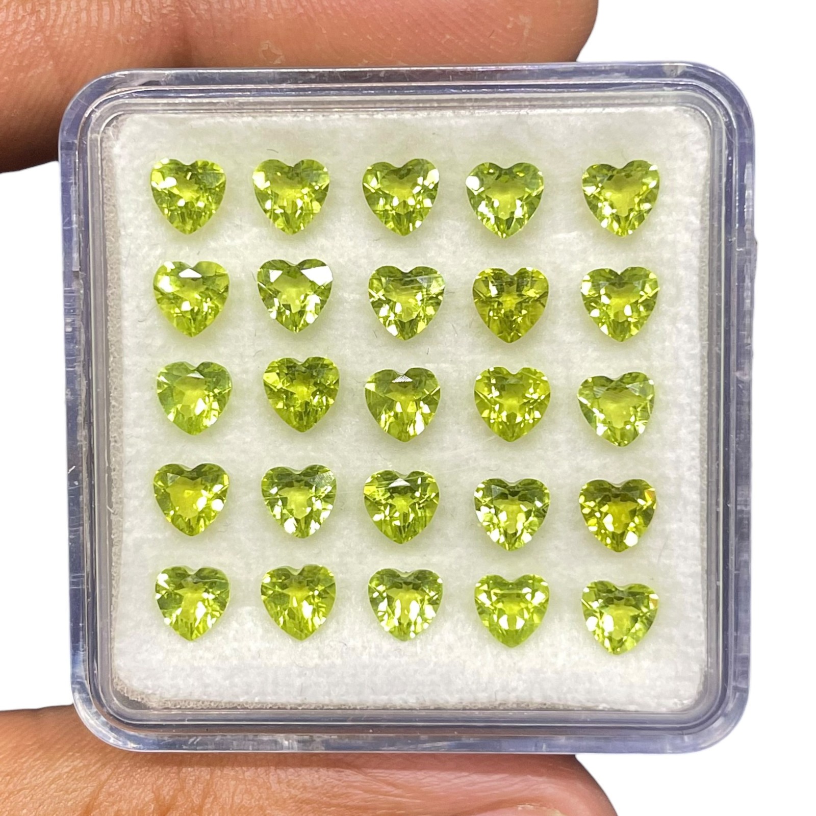 25 Pcs Natural Peridot 4mm Heart Cut Untreated Top Green Loose Gemstones Lot