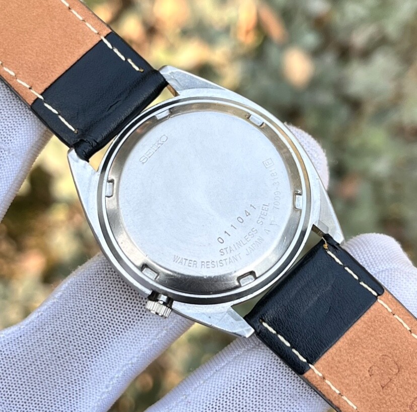 Vintage Seiko 5 Automatic Dress Formal Japan Made Men’s Watch 7009-3181