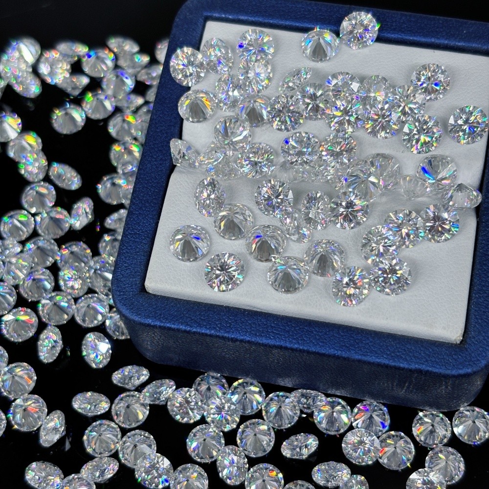 Beautiful Gemstone Loose Moissanite 0.7mm-4.0mm 100pcs Round Super White D Color