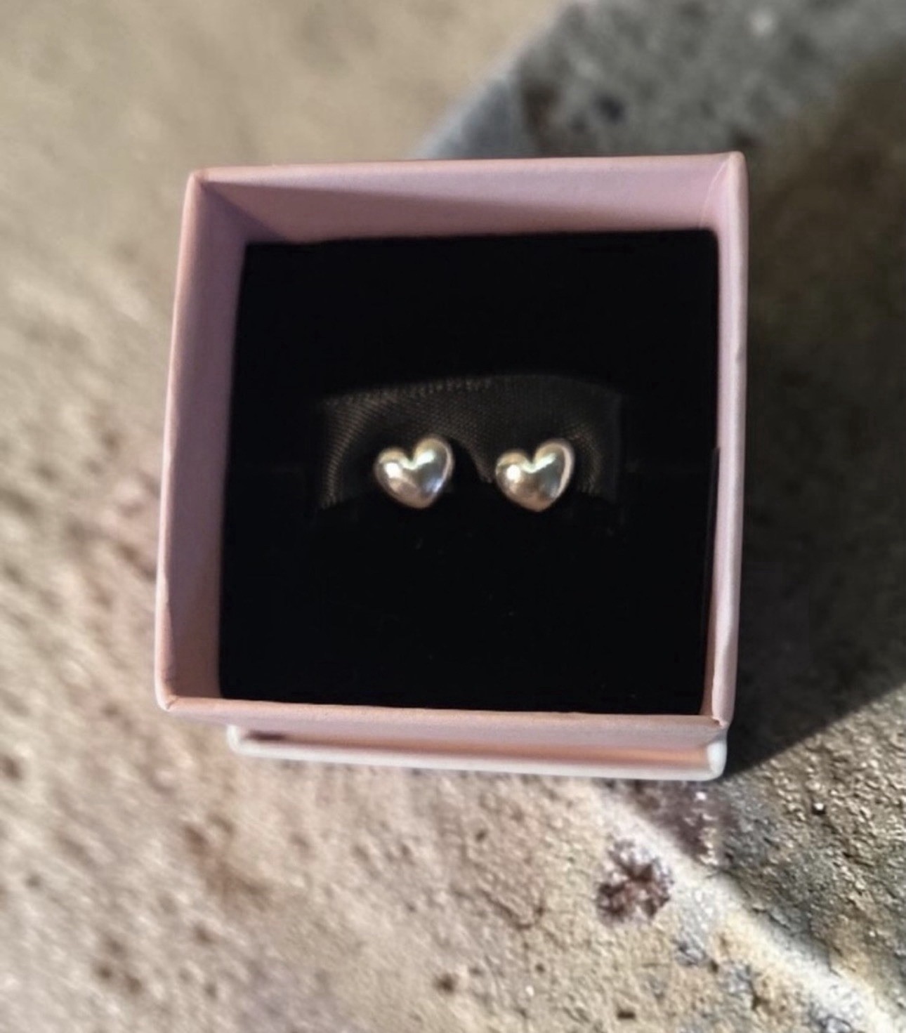 Pandora 925 Ale Silver Heart Stud Earrings with Pink Gift Box