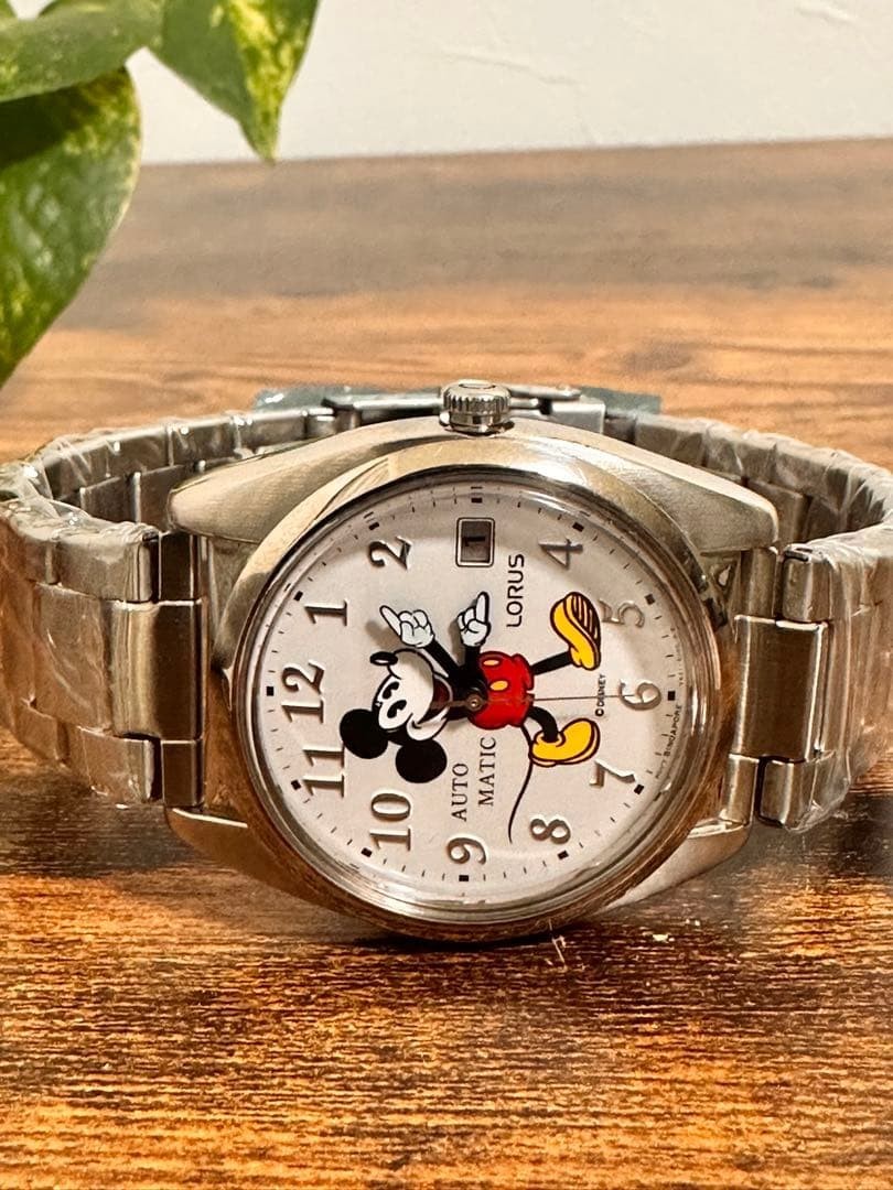 Mickey Mouse Wristwatch White/Silver Analog Mechanical from Japan Automatic