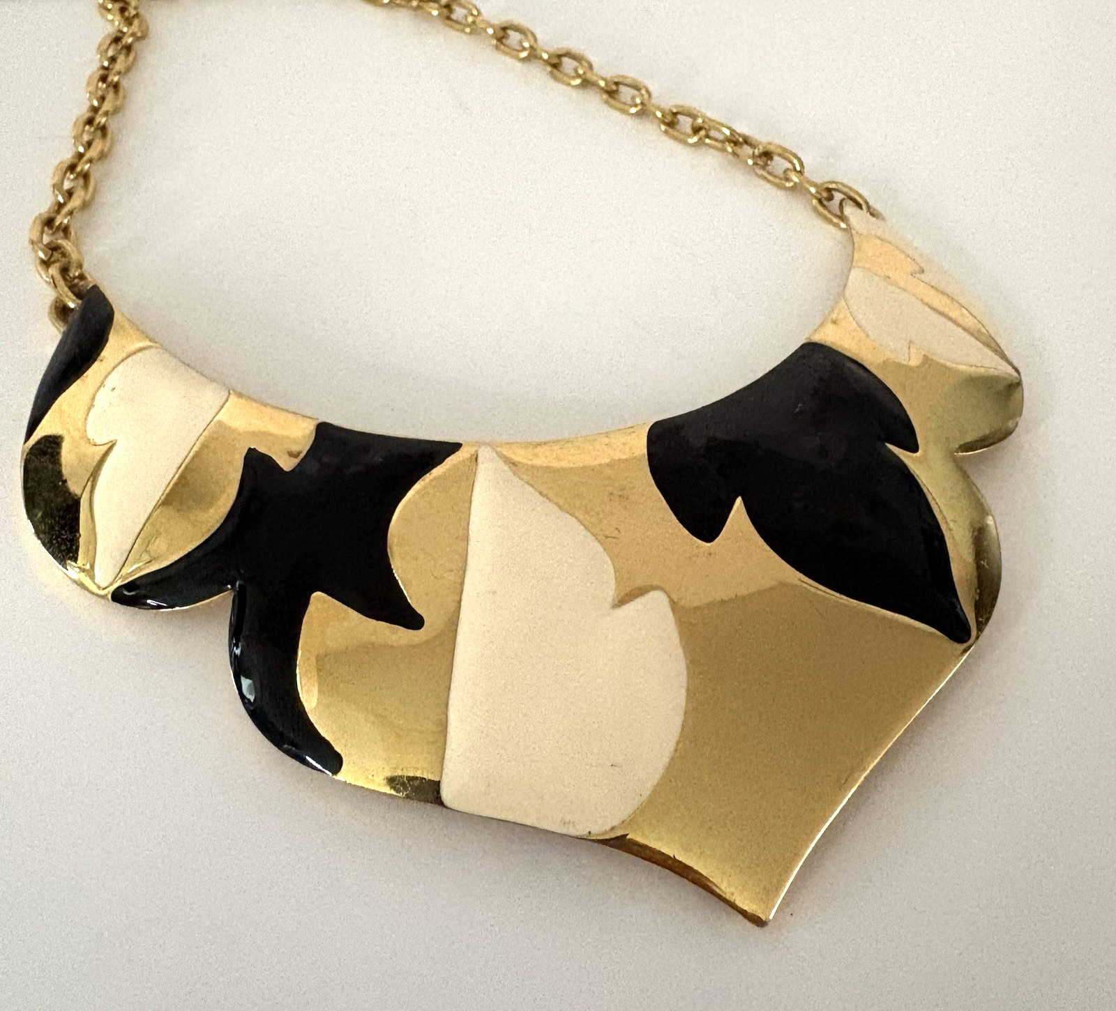3 – VTG Monet Signed Black & Cream Collar Chocker, Earrings & Pin Set Goldtone