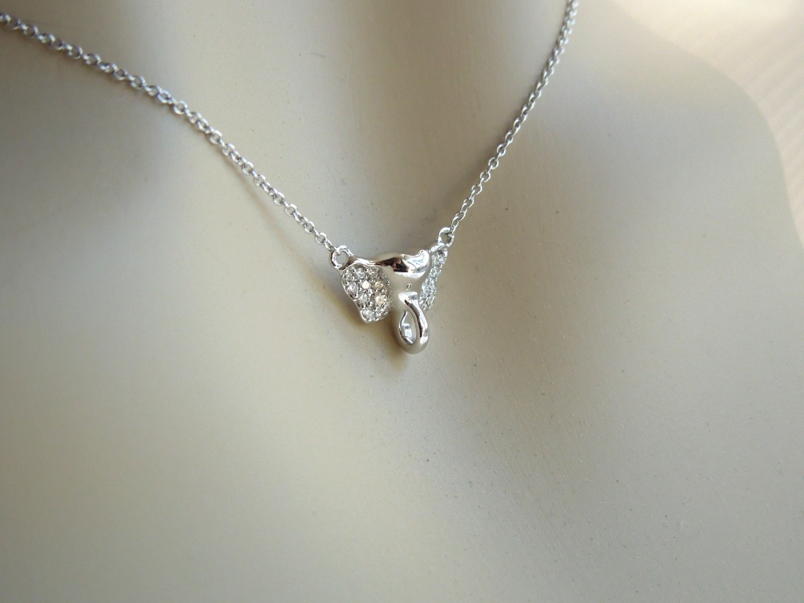 Monica Rich Kosann 18K White Gold & Diamond Elephant Luck Necklace $1,100 NWT
