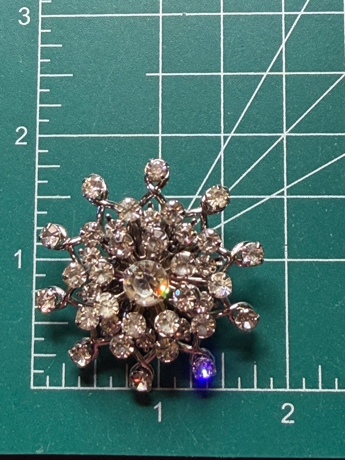 Vtg Sparkling Brooch Pin Snowflake Clear Rhinestones 1.75” Layered Silver Tone
