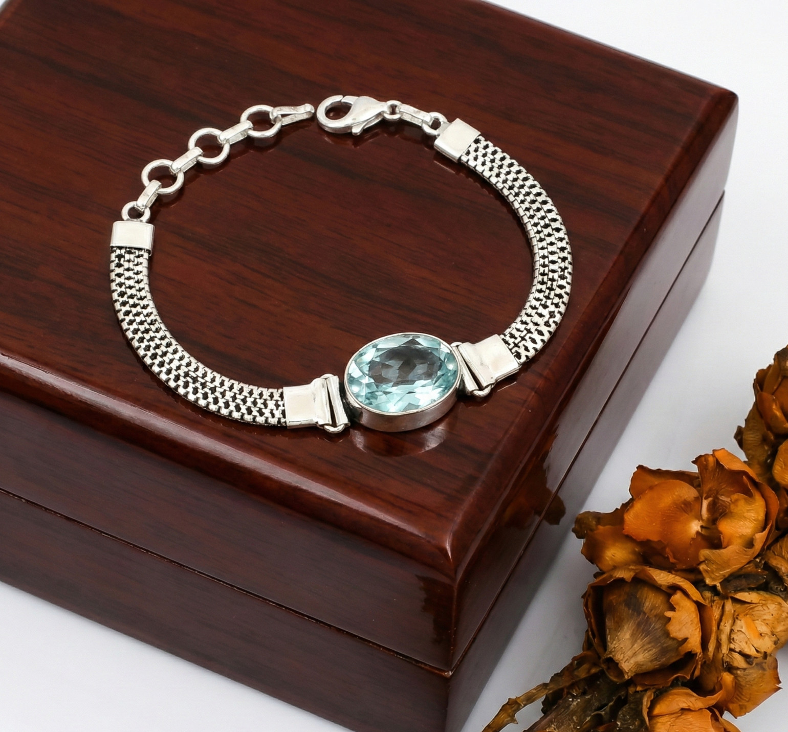 Aquamarine Gemstone Bracelet 925 Sterling Silver Artisan Jewelry S-8.5 in