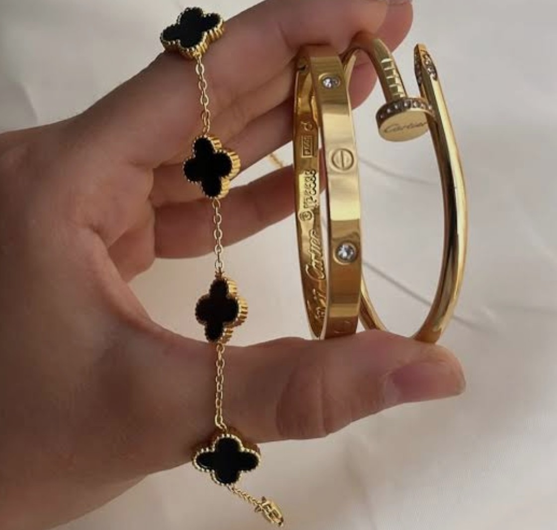 Luxury Women’s Trendy Bracelets