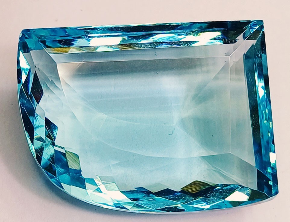 Certified Aquamarine 99.20 Ct Fancy Shape Loose Gemstones