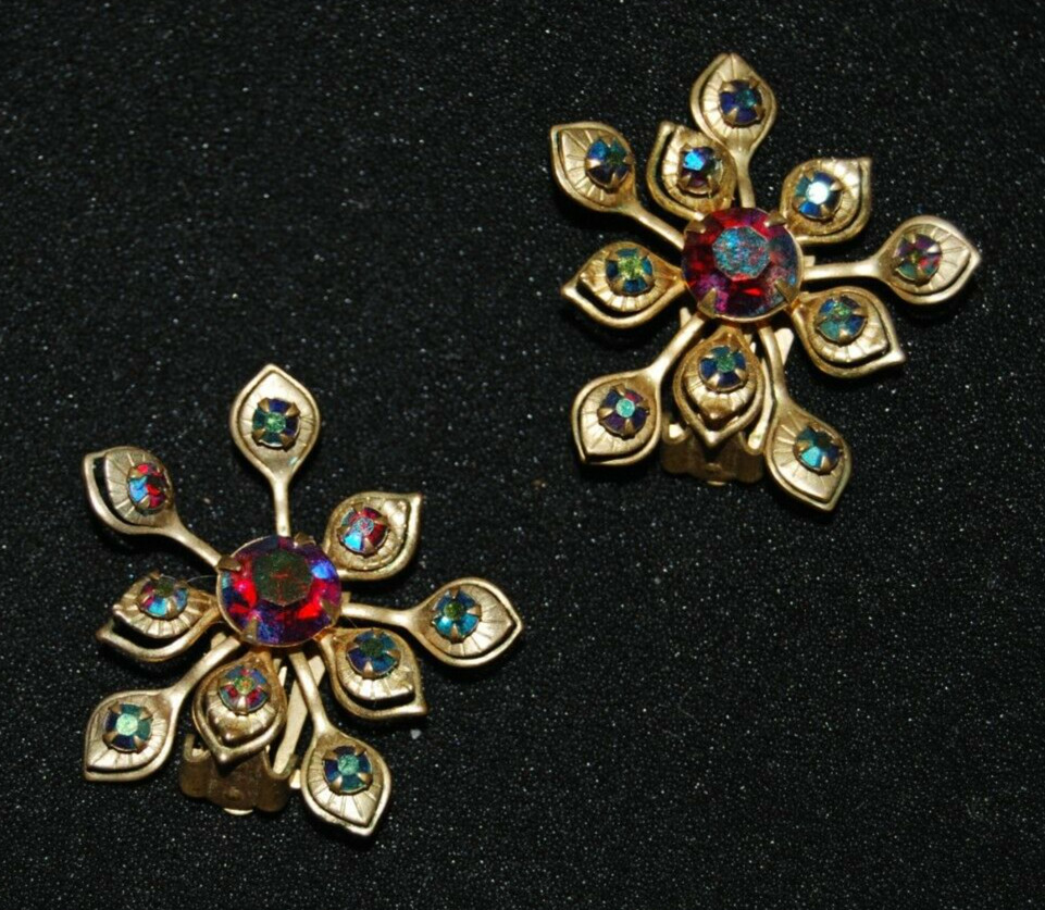 ELEGANT VTG MCM COUTURE IRIDESCENT RHINESTONES GOLDEN FLOWER SPRAY CLIP EARRINGS