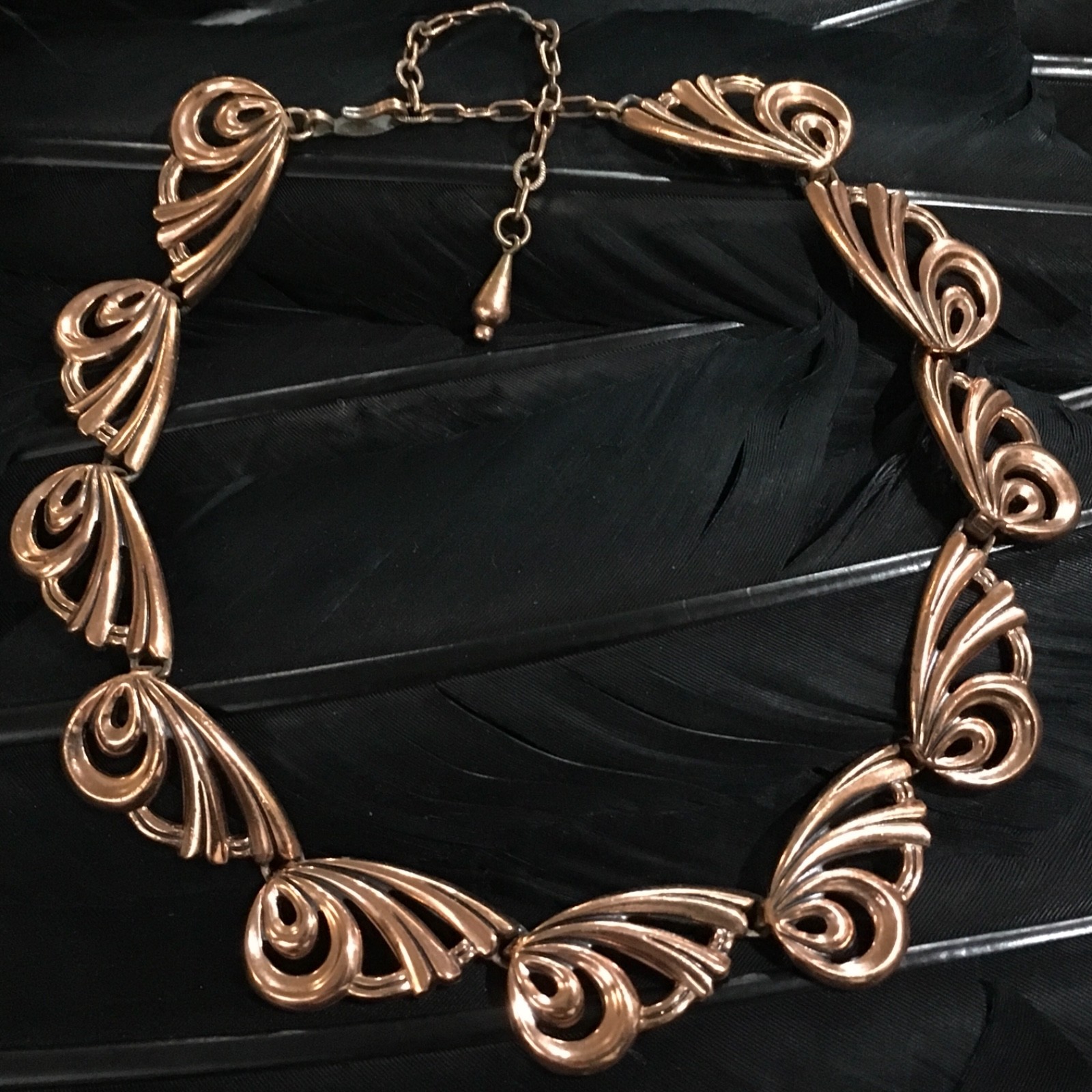PRETTY VINTAGE ESTATE SOLID COPPER MATISSE WING LINK DESIGN NECKLACE 17” LONG