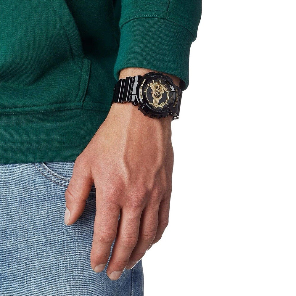 Casio G-Shock GA-100 Series Mens / Boys Analogue-Digital Watch Black & Gold