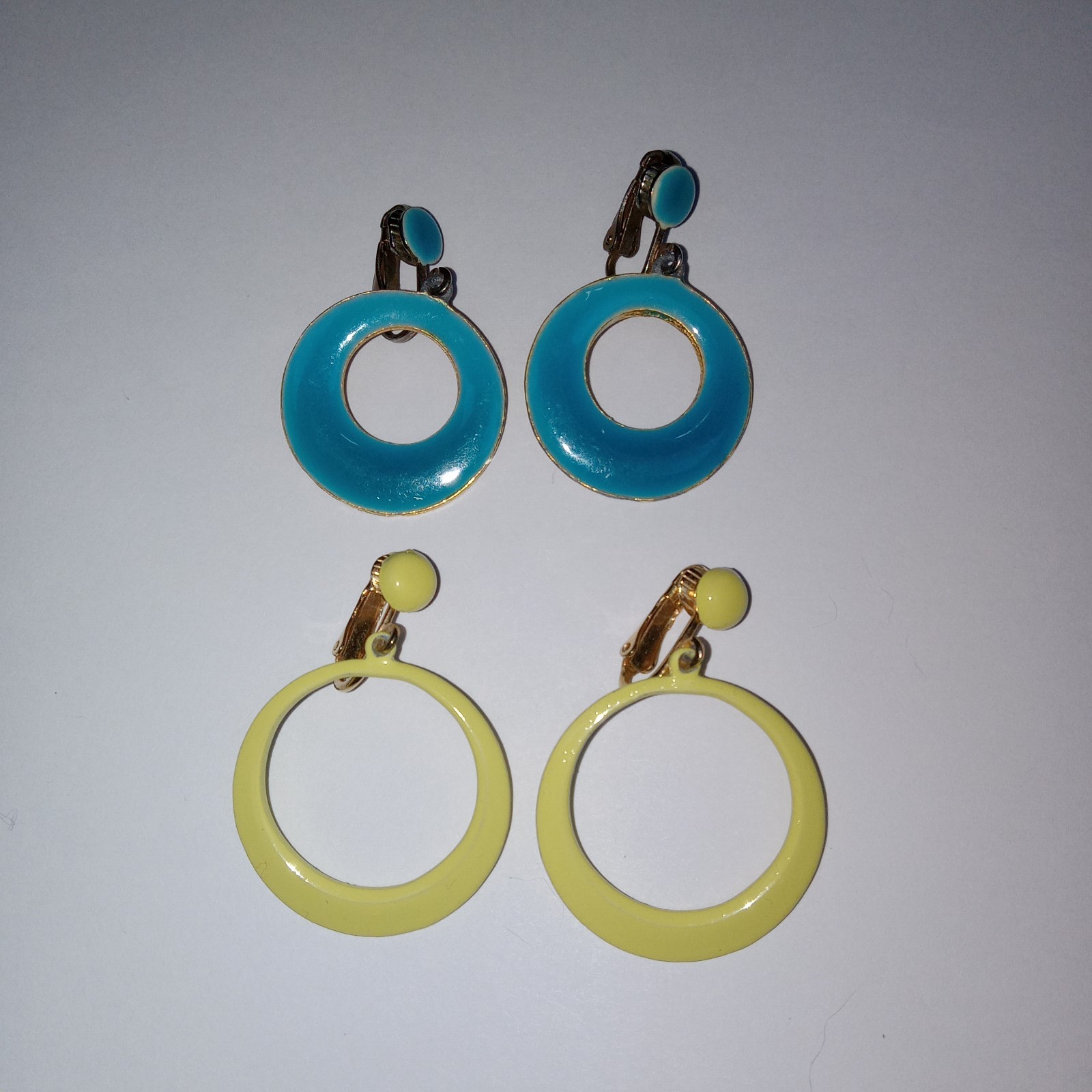 Vtg Colorful Clip on Screw Back Earrings Lot of 13 Metal and Plastic