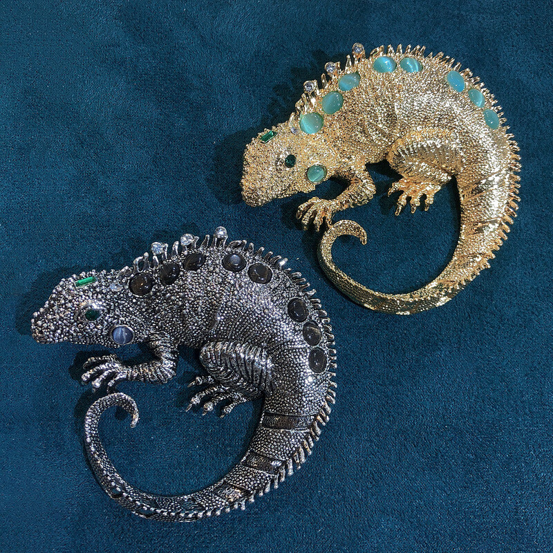 Simple Retro Lizard Animal Brooch Chameleon Pin Exquisite Jewelry