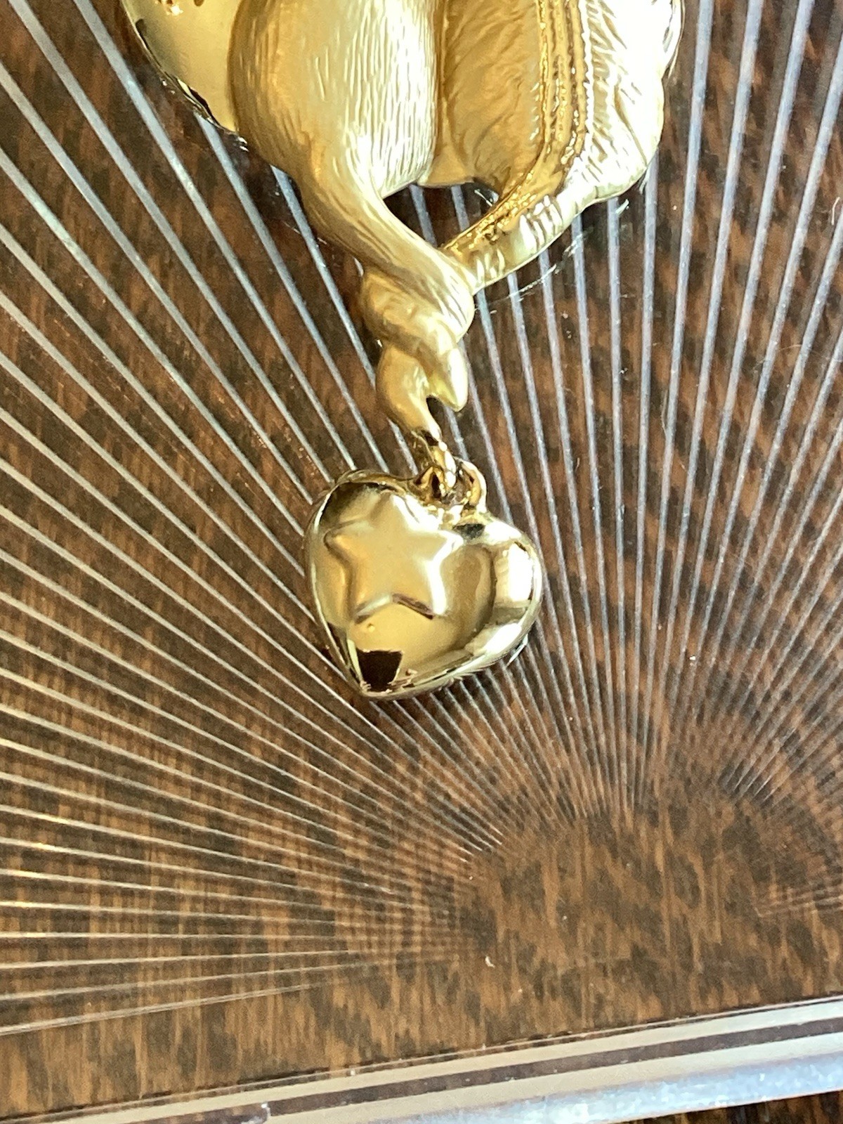 Cat Brooch Lovers Moon & Dangling Heart Pin Gold Tone Metal VTG 3” AJC Cattails