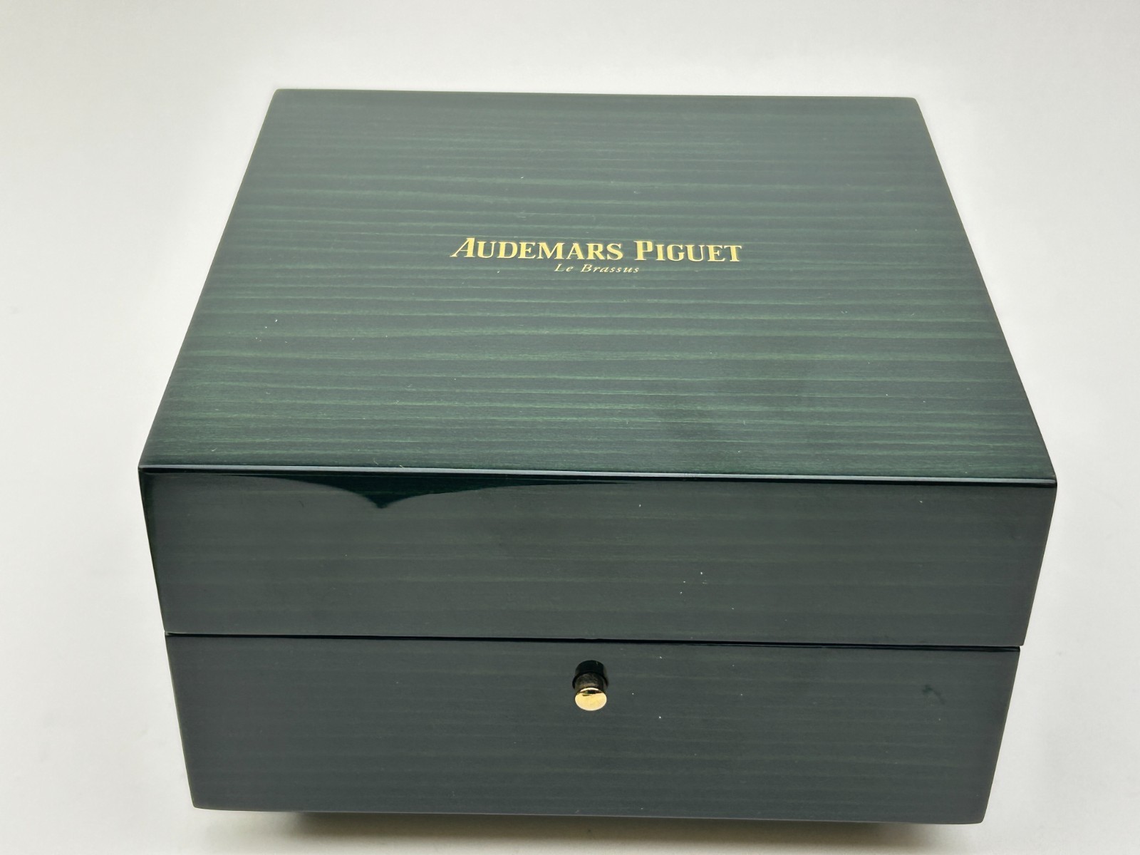 Audemars Piguet Royal Oak Men’s Black Watch – 15710ST.OO.A002CA.01. Full set.