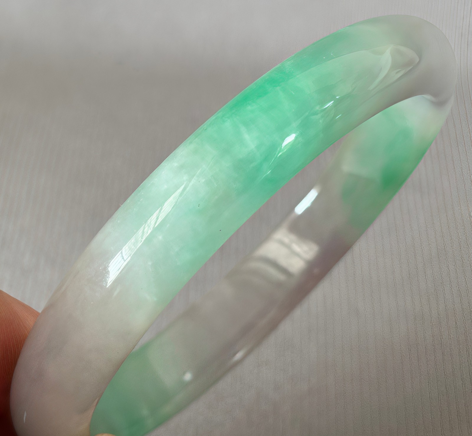 61mm Natural Green Jadeite Jade Bracelets Burma Emerald Jade Bracelet Bangle