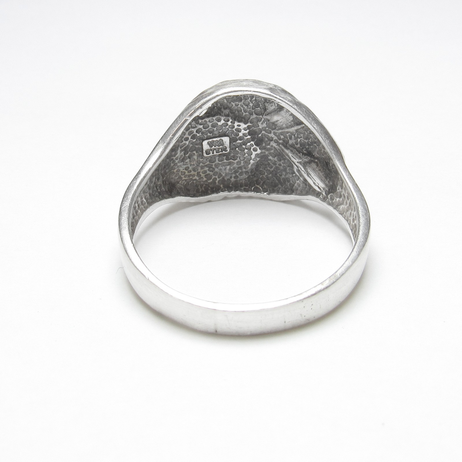 1980s WHEELER MANUFACTURING CO Sterling Silver Eagle Head Black Enamel Ring