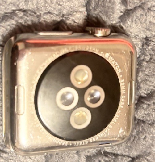 Apple Watch 3 Unlocked Has Been Used Great Condition with Charger and Band