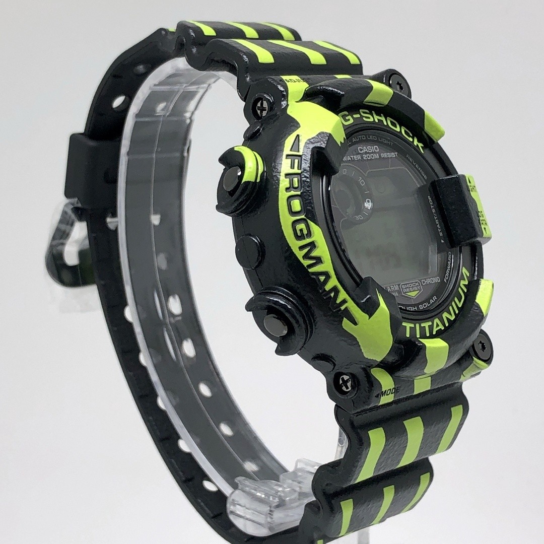 G SHOCK GW 8200TPF 1 FROGMAN Poison Dart Frog Fluorescent Green Spray Paint Rele
