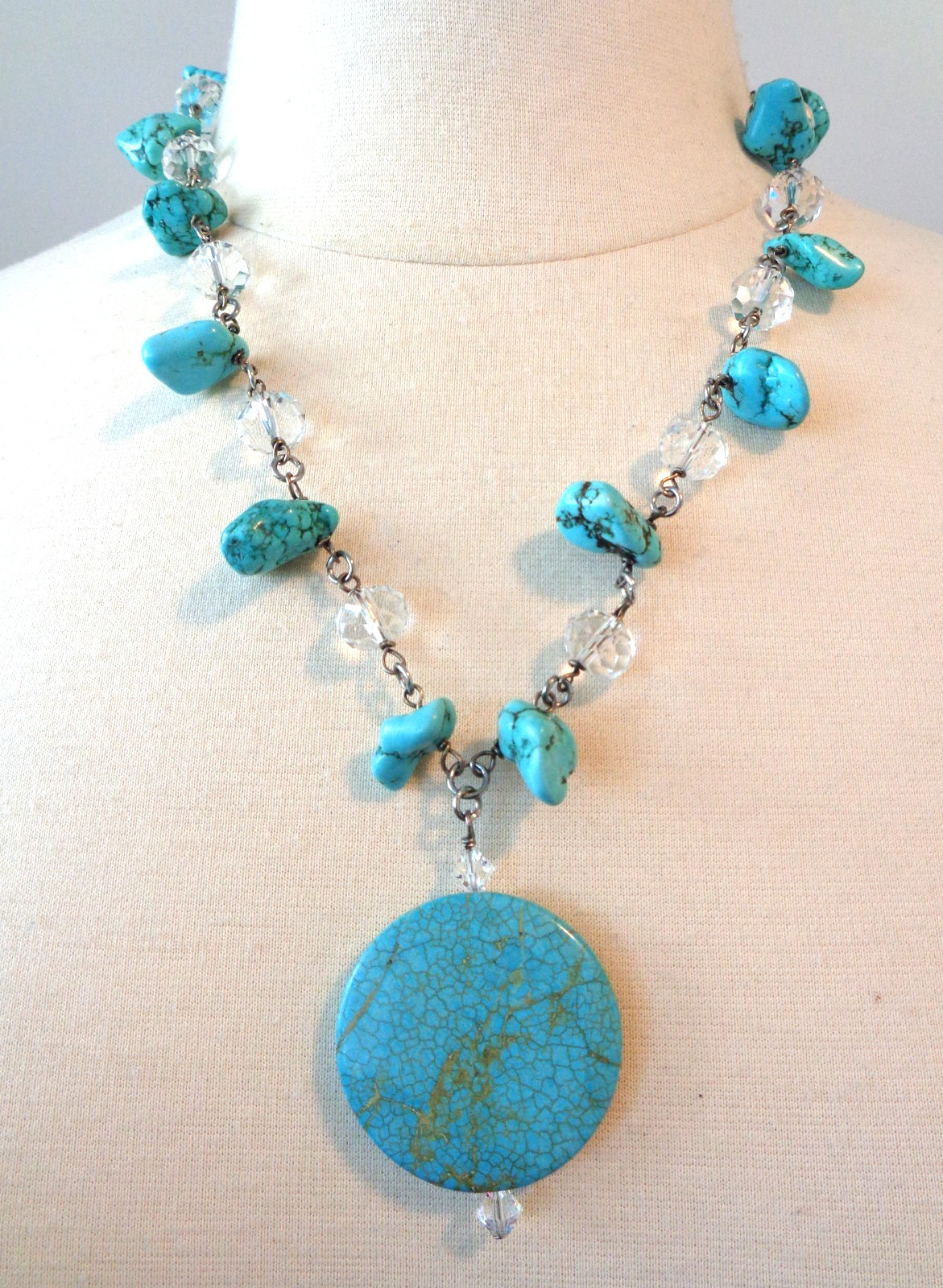 Fashion, Silver Tone, Glass Beads, Turquoise Nuggets Pendant Necklace.