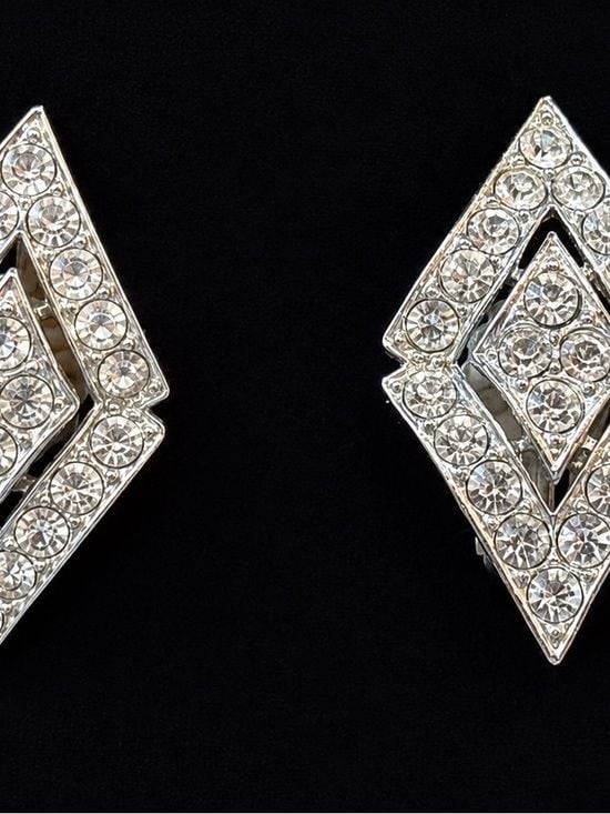 Vintage Sarah Coventry Rhinestone Bracelet & Clip-On Earrings Set