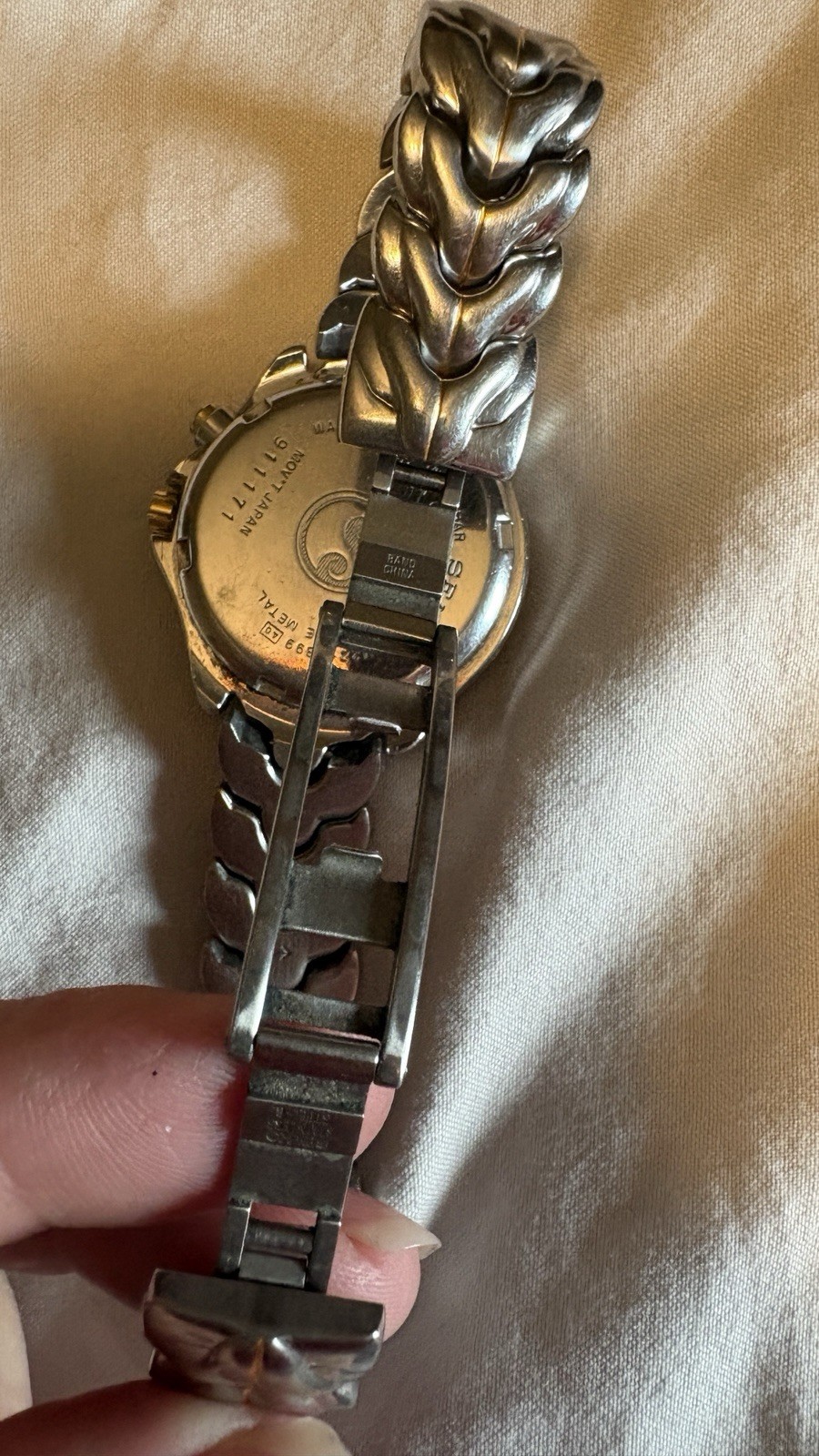 Seiko Kinetic Sports 100 Two-Tone SS Bracelet Black Dial Sapphire 100m