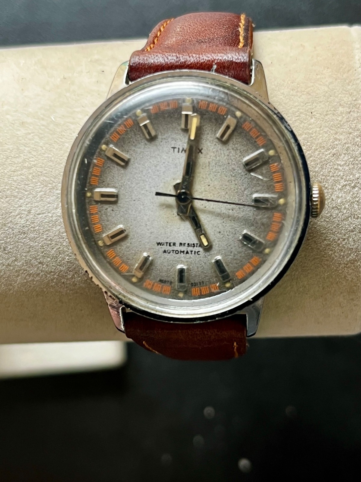 Vintage 1972 Timex Viscount Automatic 46070-03172 Gradient Dial Orange Track