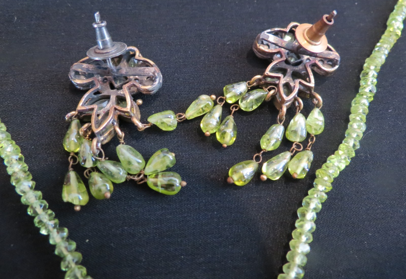 Vtg Chinese Export Green Glass Beads Silver Dangle Necklace & Pierced Earrings
