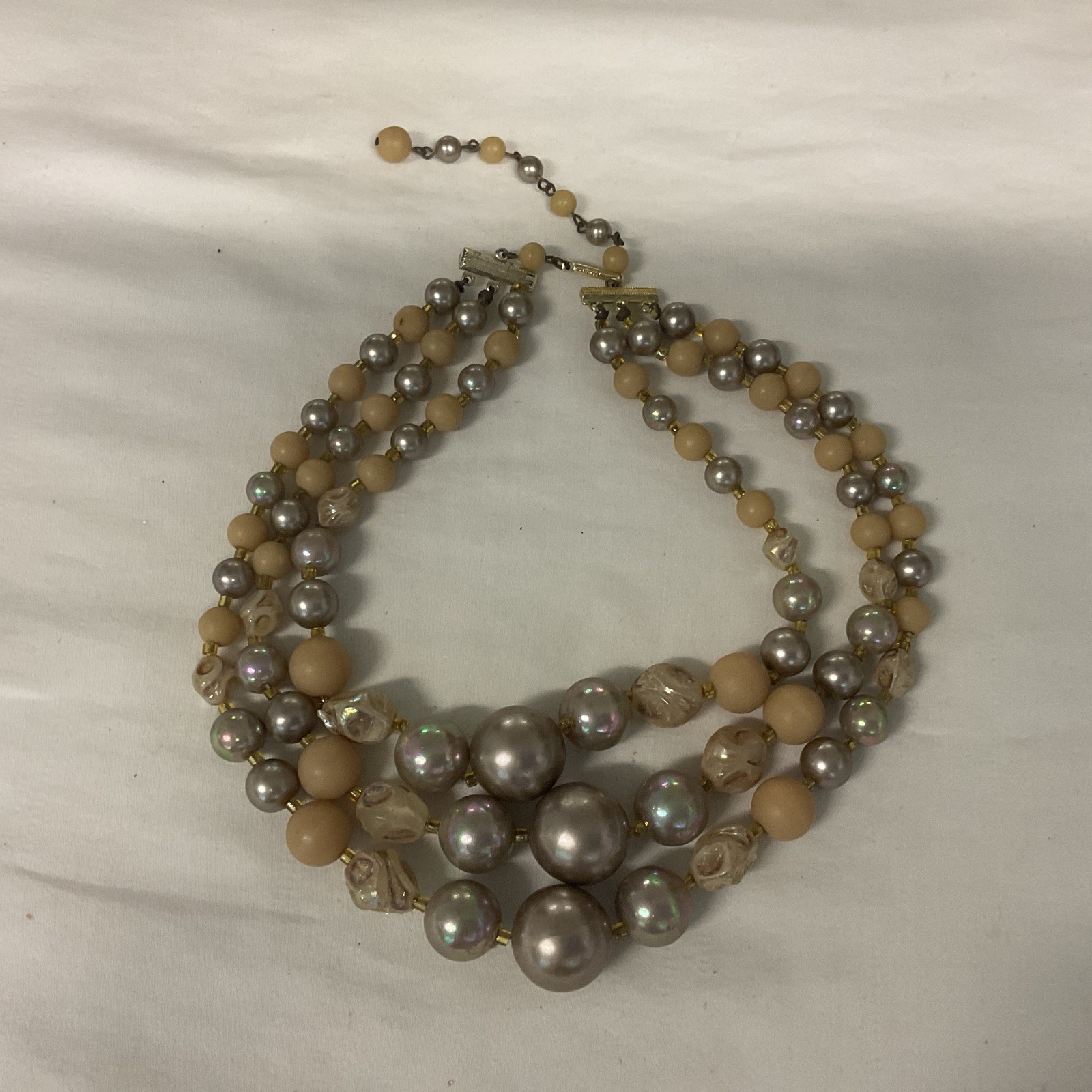 Used Vintage 50’s – 60’s 13″ Triple Strand Beaded Necklace (Japan)
