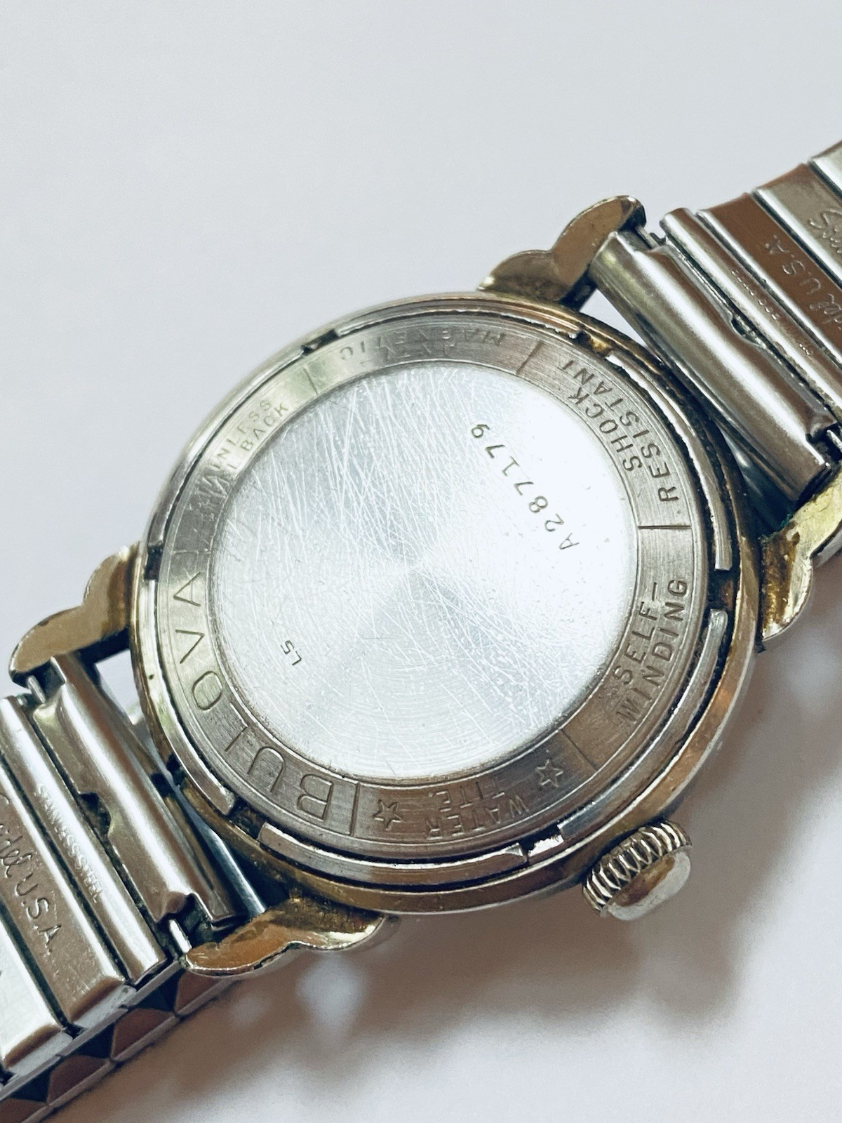 Vintage Bulova Mens 23 Jewel Self-Winding Six Adjust Automatic 32mm Wristwatch
