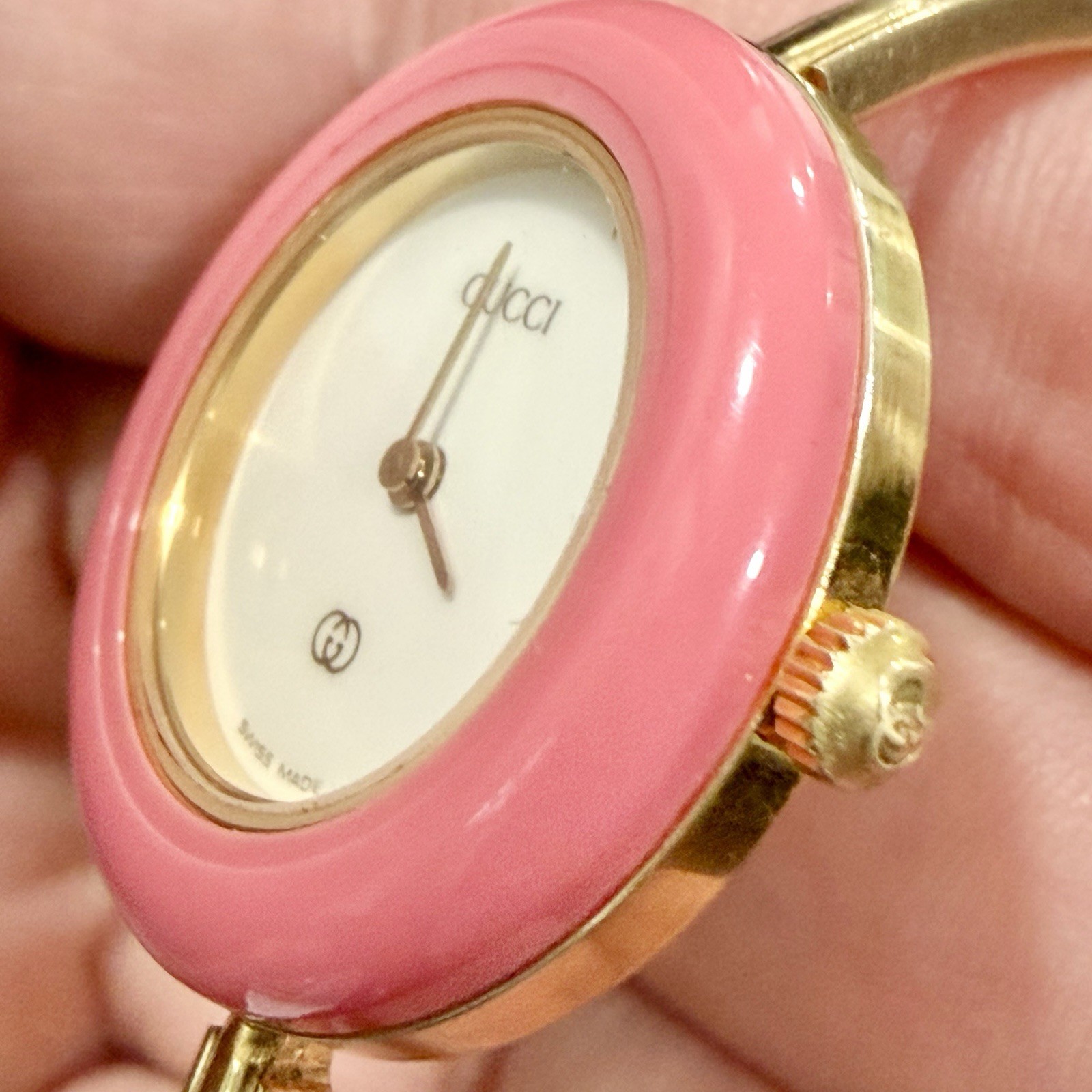 Gucci Change Bezel 1100 Gold 26mm Pink Bezel Quartz Women’s Watch RUNS!
