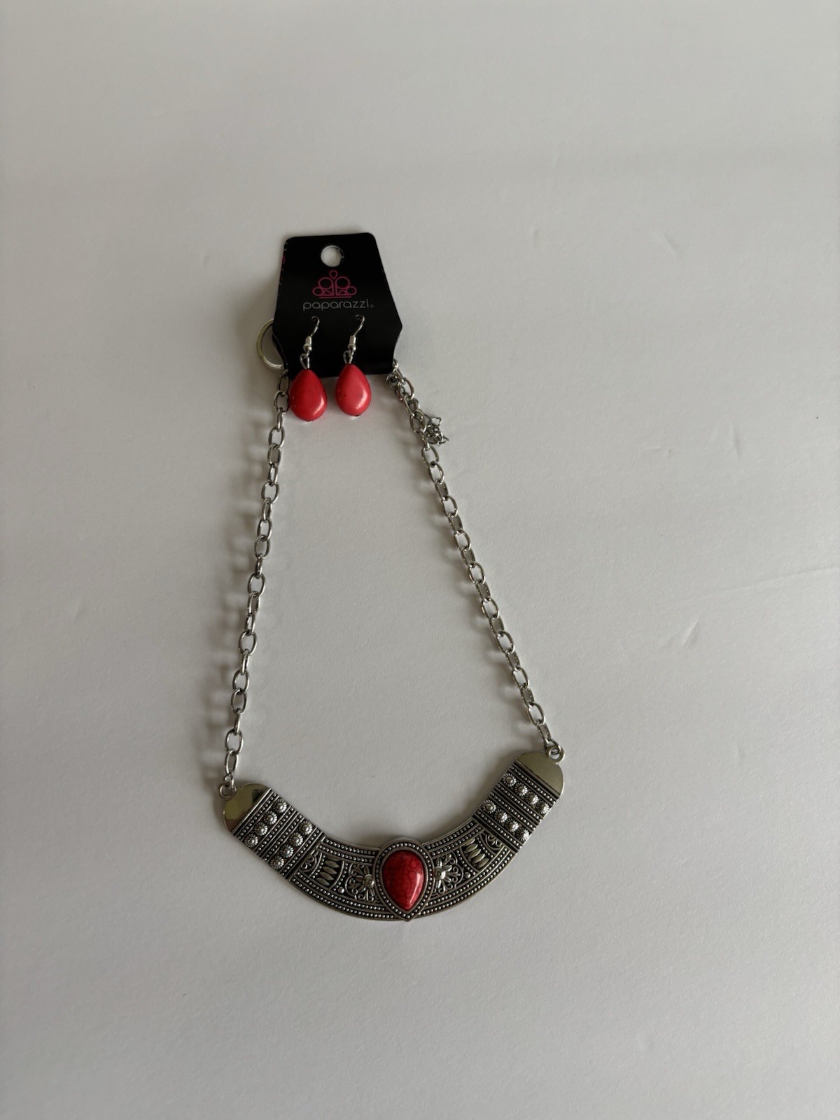 New Paparazzi Very Venturous Red Necklace with Matching Earrings Silver