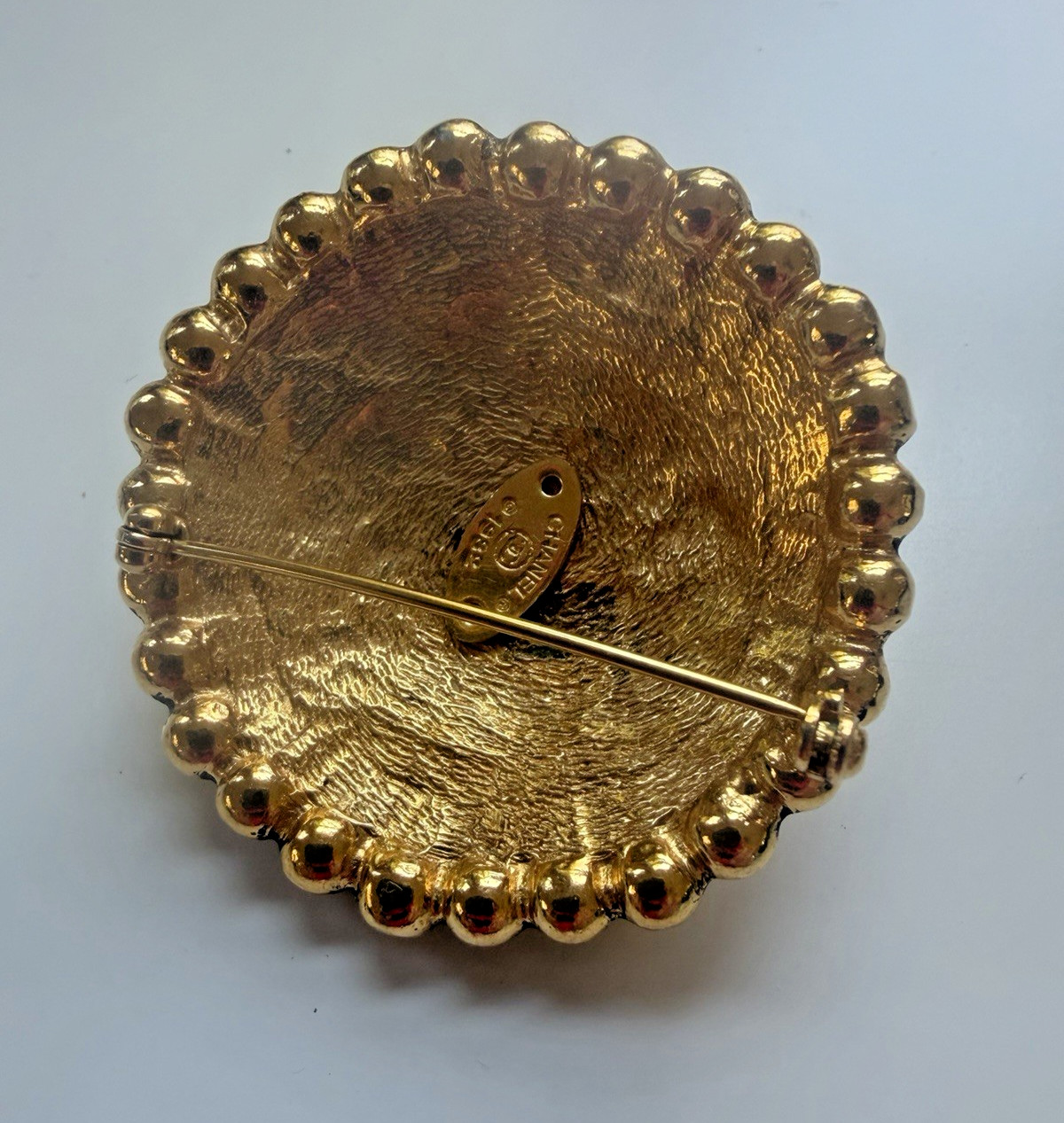 RARE Authentic Chanel Golden Metal Lion Head Brooch 1982 Designer Vintage Leo