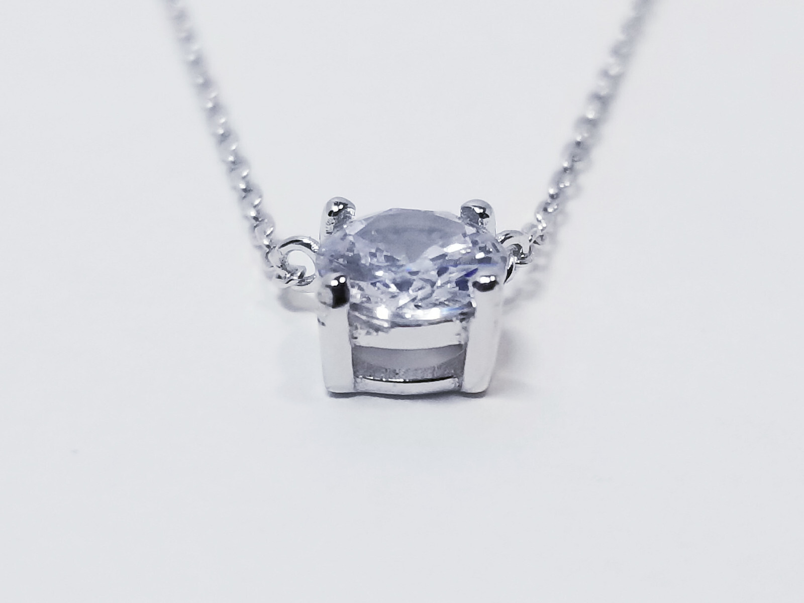 Em + Liv The Lily Necklace