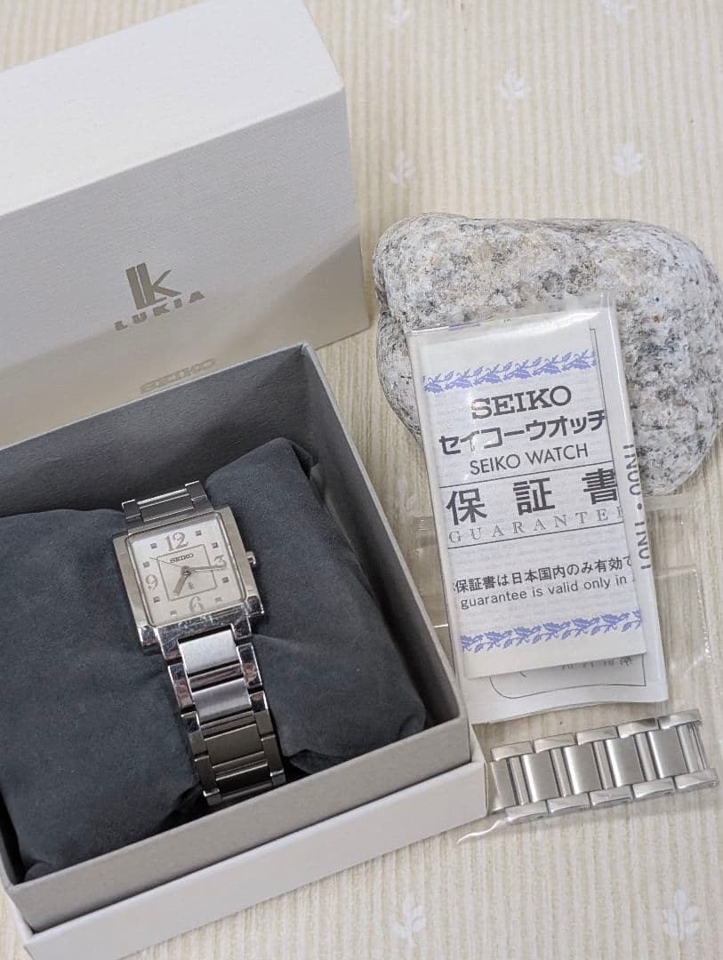 ✨️SEIKO LUKIA✨️ Analog Wristwatch, Silver