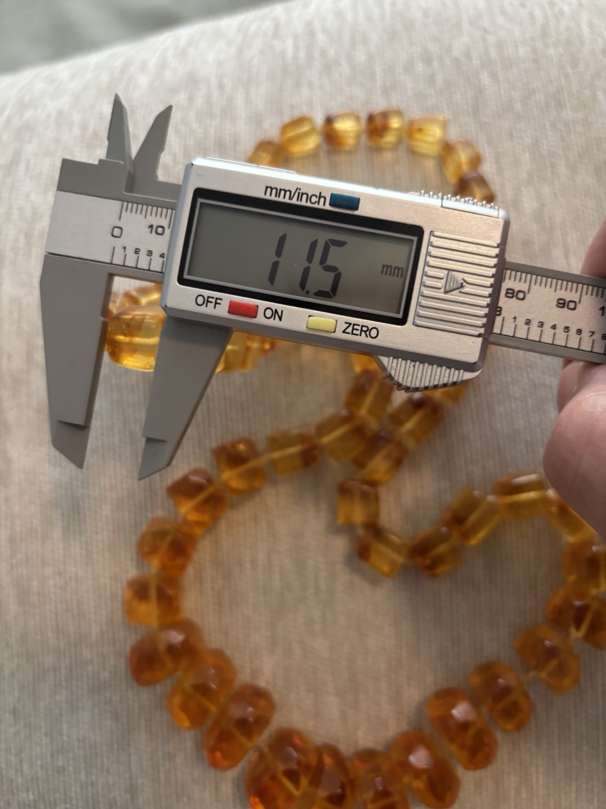 Vintage Large Genuine Baltic Honey Amber Necklace Heavy 104 grams !!!