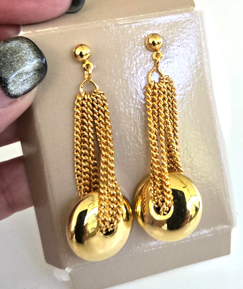 Vintage 1991 Avon Contempo Gold Tone Dangle Pierced Earrings 2-1/8″ in Card