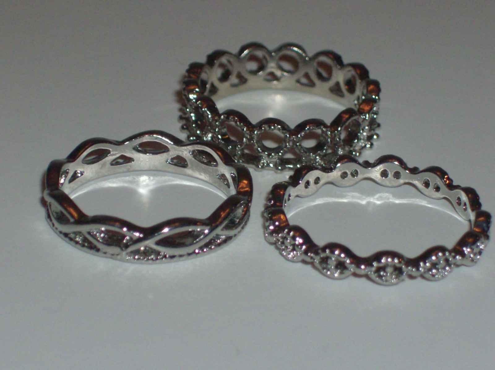 8 Pc. Silvertone Unique Band Variety Ring Lot-Sizes 7, 8, 8.5, 9 & 9.5