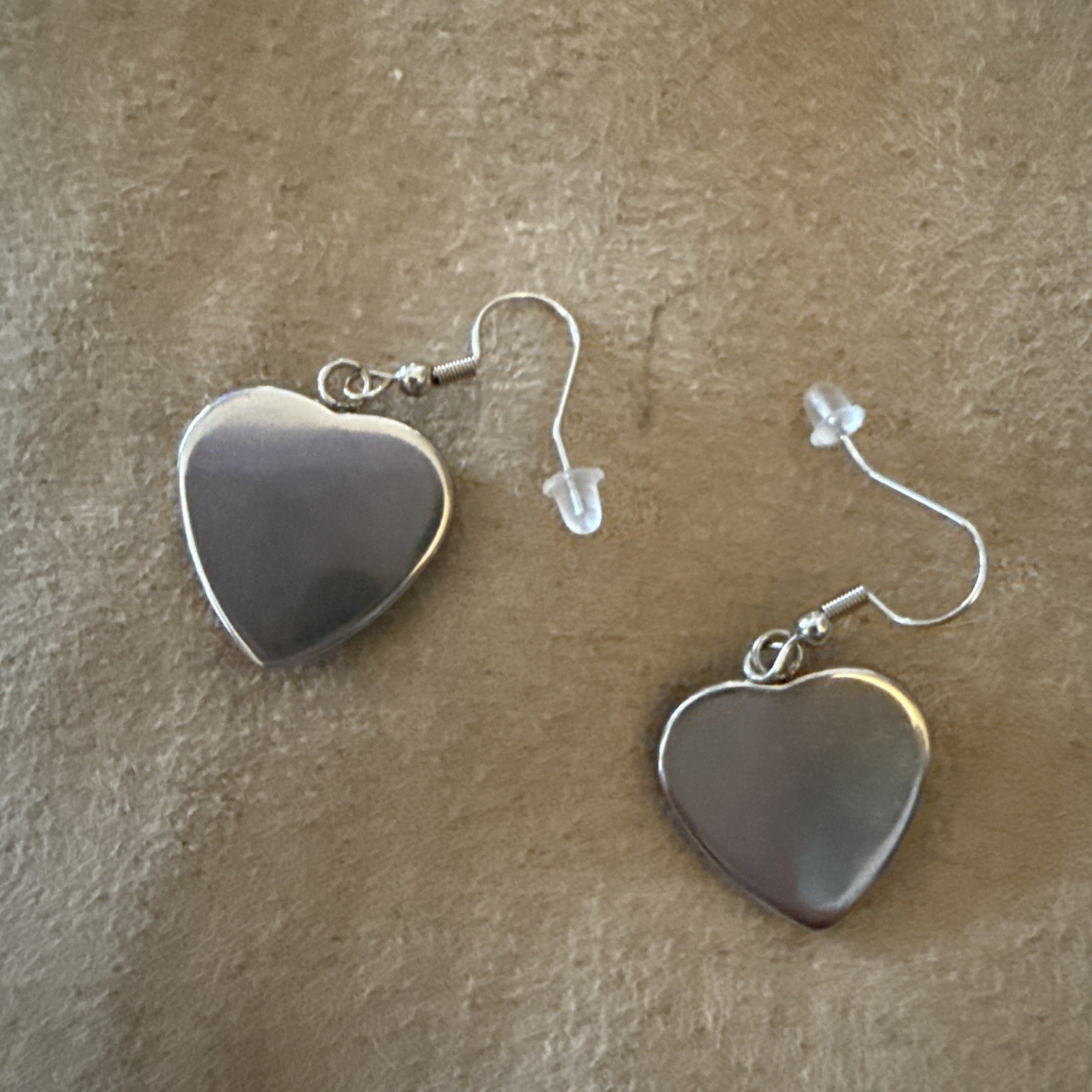 Love These 250th Anniversary W/American Flags Dangle Heart Shaped Earrings