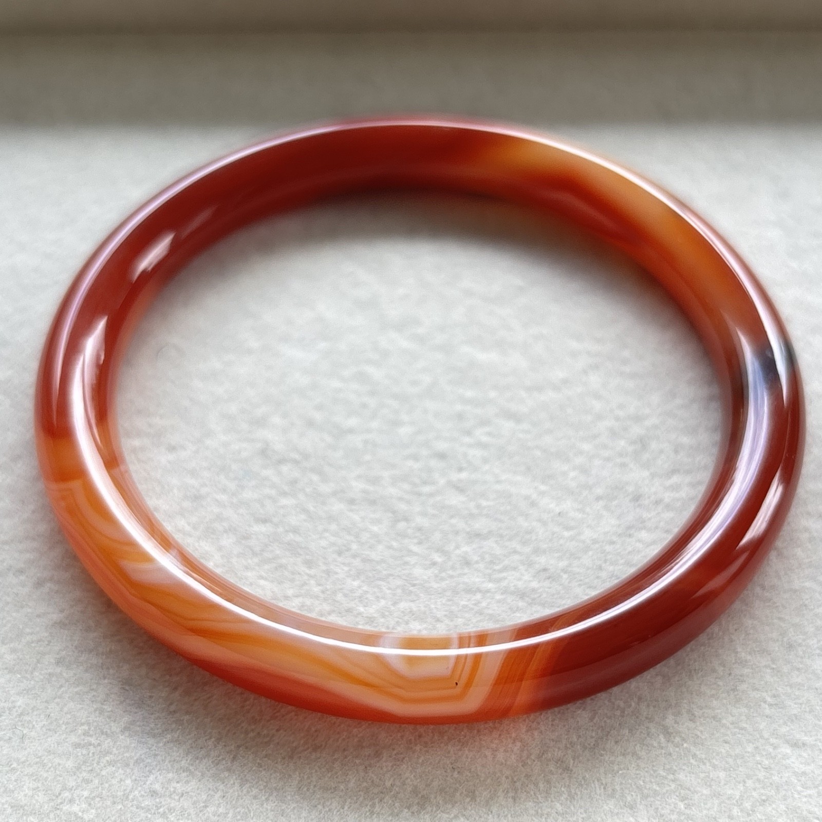 61mm Carnelian Agate Bangles Bracelets Red Lace Agate Banding