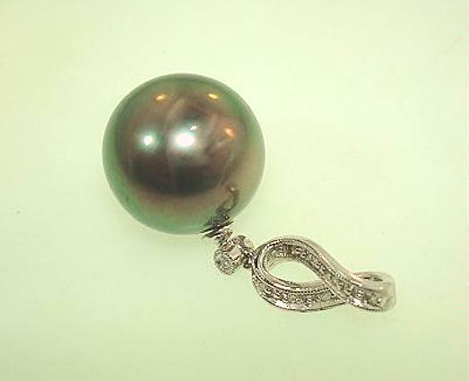 14k White Gold 13.7mm 17.45Cts Black Tahitian Pearl 0.045Cts Diamond Pendant #3