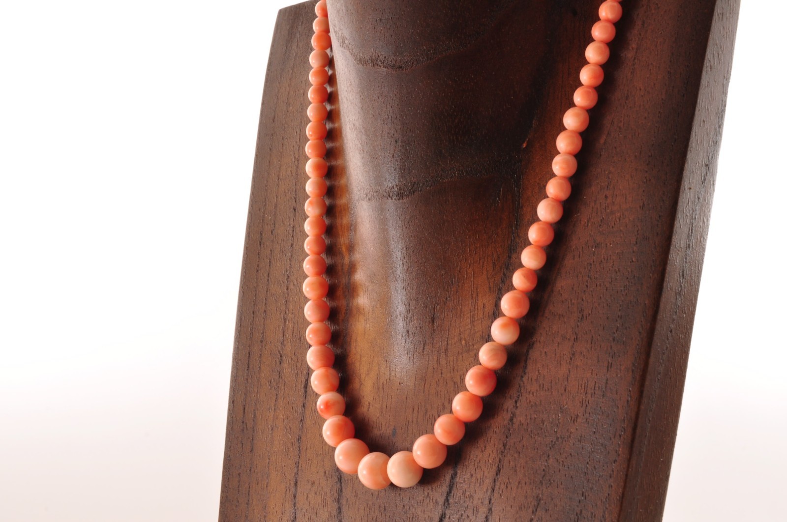 Salmon pink coral Necklace and ear clip set (total 116ct) with Certificate case.