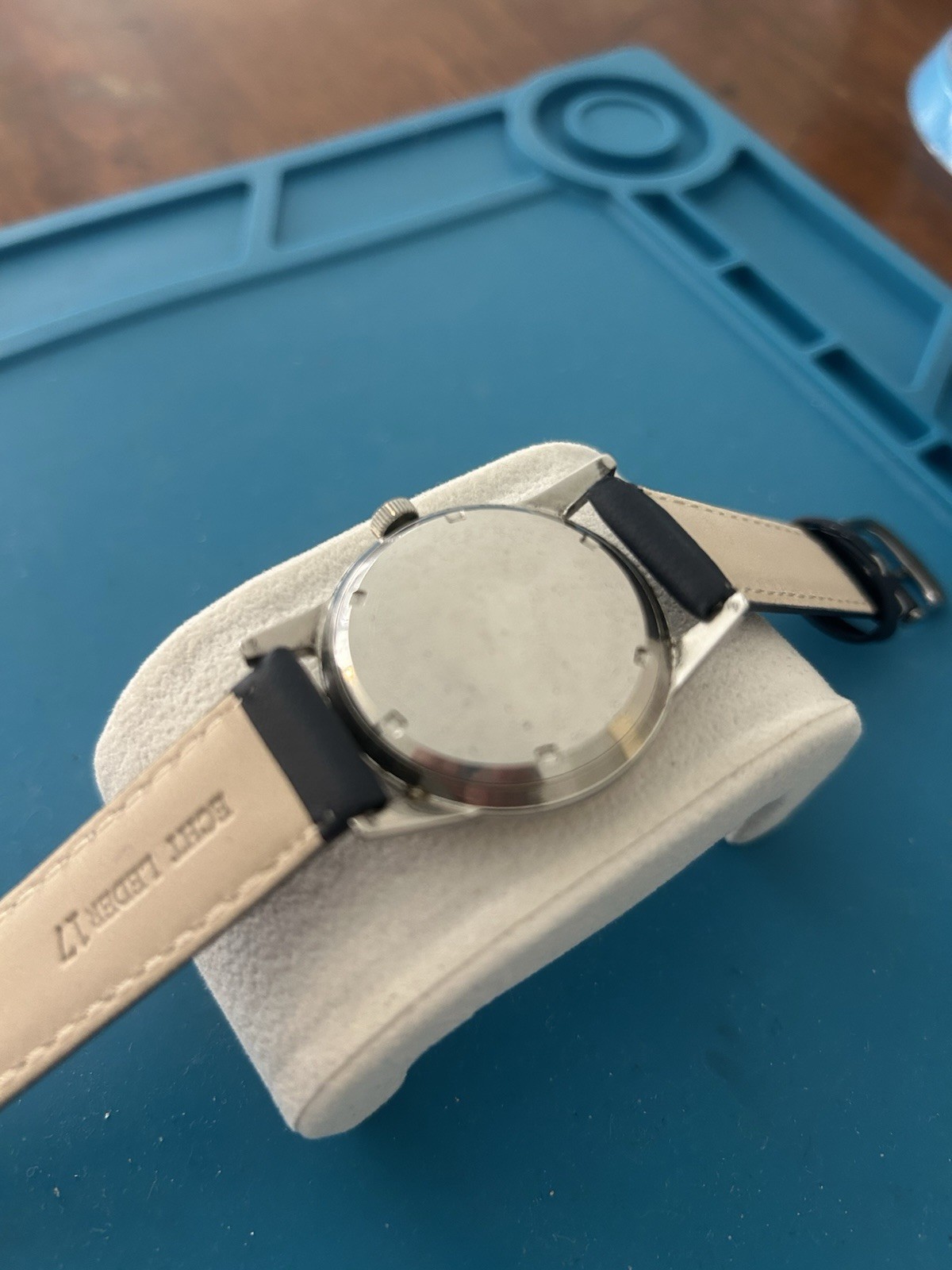 Technos Vintage 17 Jewels Manual Wind Watch 34mm